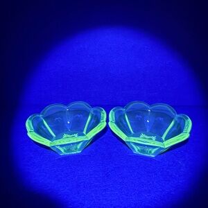 Set of 2 Ornate Mini Bowls